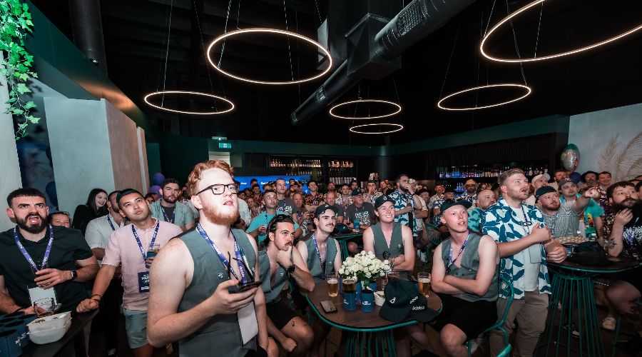 Dabble Events Review - Melbourne Cup Meetup